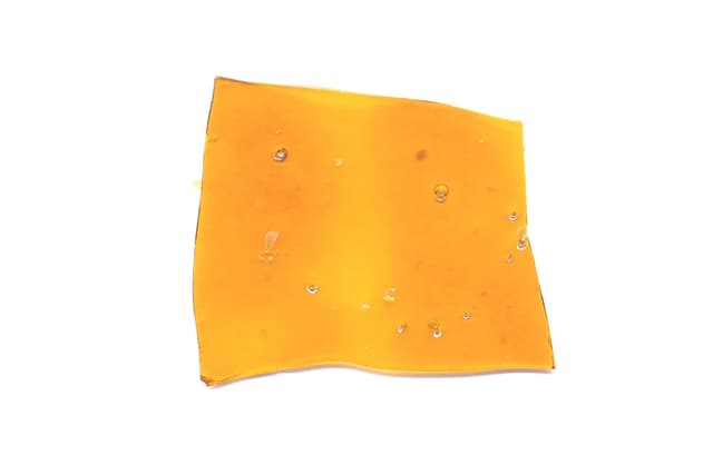 Irish Cream Strain Shatter - Indica Dominant Hybrid